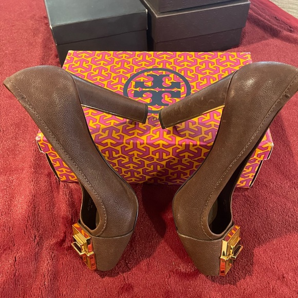 Tory Burch Brown Leather Heels - Picture 3 of 4